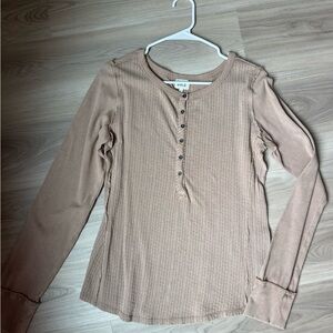 BKE Women's Tan Long Sleeve Henley Top
